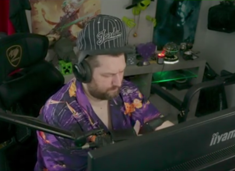 Plik:Czapka2.png